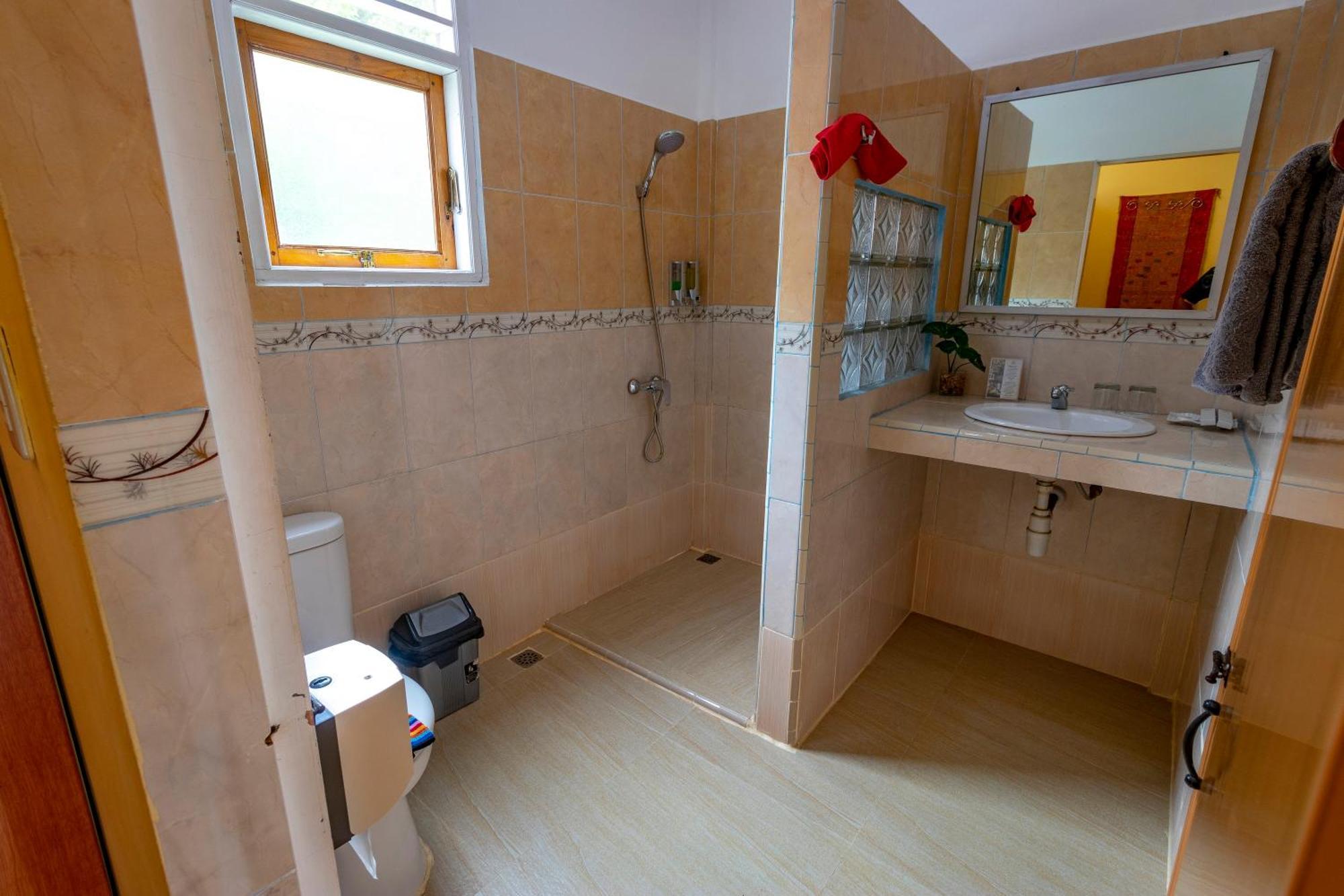 Tabo Cottages Tuk Tuk Kültér fotó